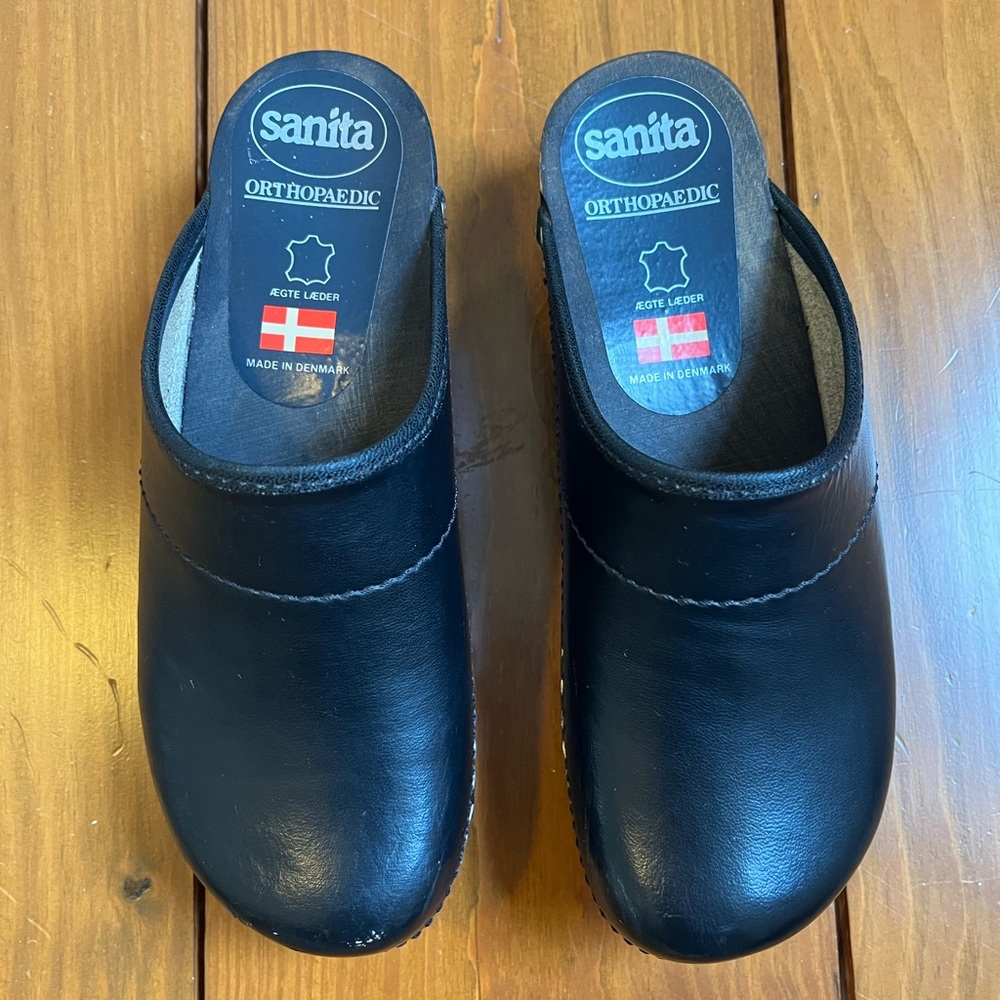 Vintage Leather Sanita Clogs - Picture 3 of 8